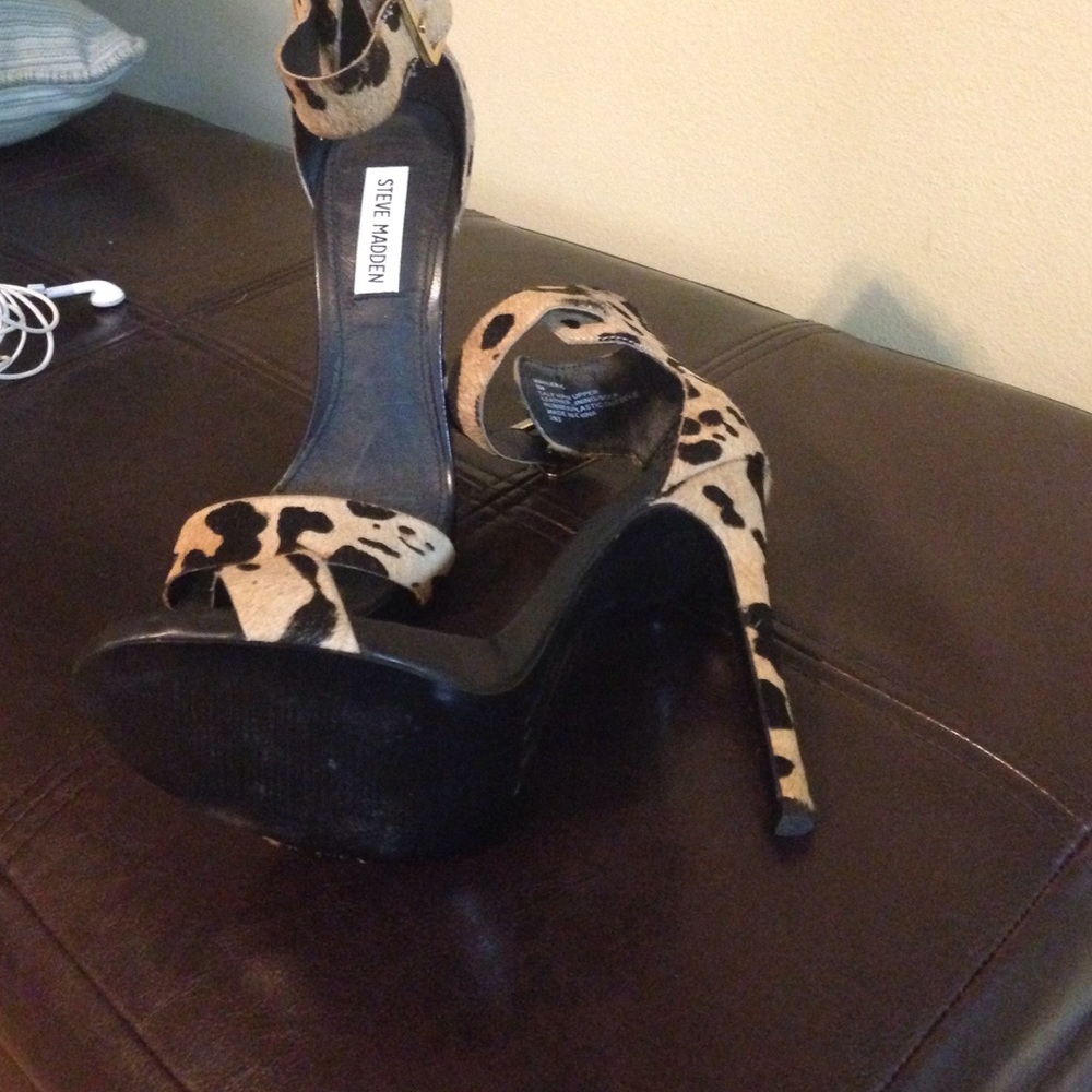 Animal print heels - Picture 2 of 8